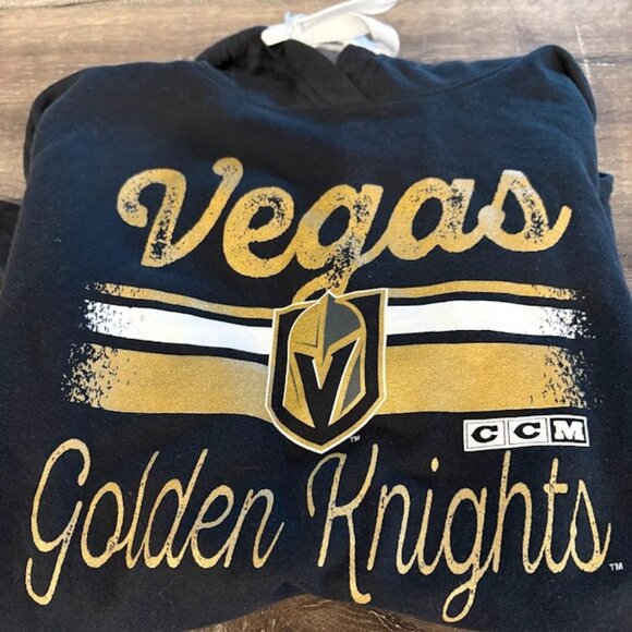 Las Vegas Golden Knights Women's hoodie- Perfect for Game day- Size Small - Picture 1 of 6